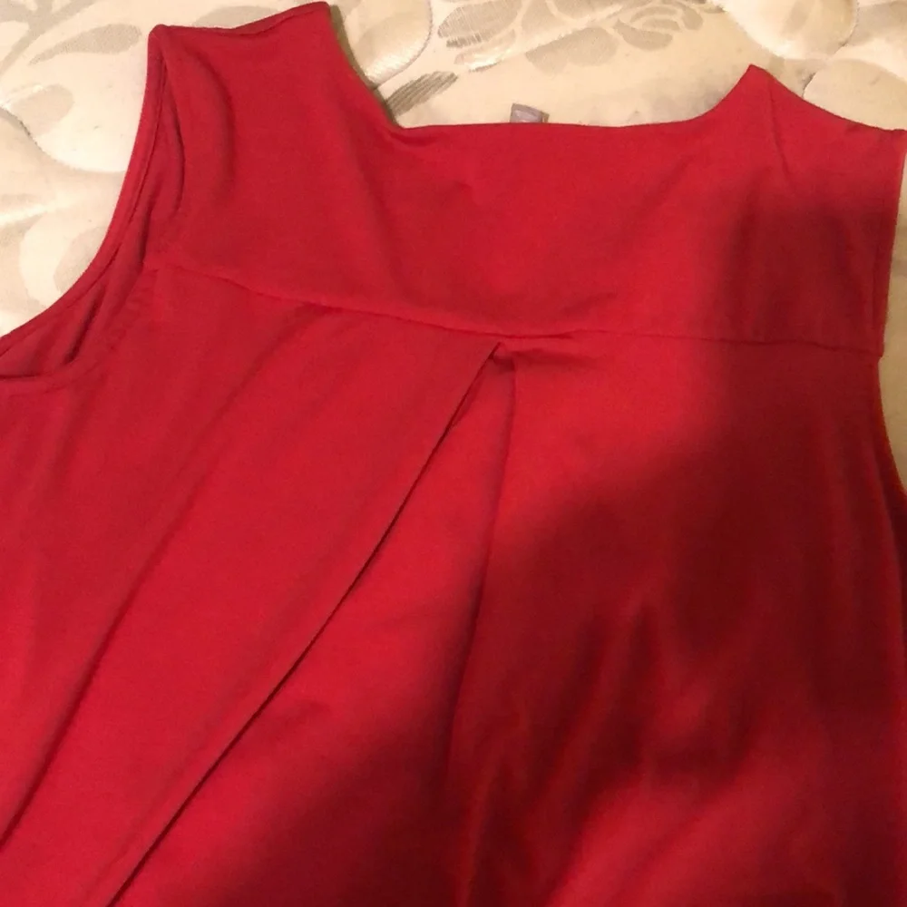 Red blouse - Picture 3 of 3
